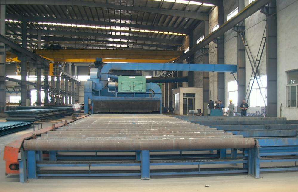 通過式拋丸機在車間內(nèi)調(diào)試