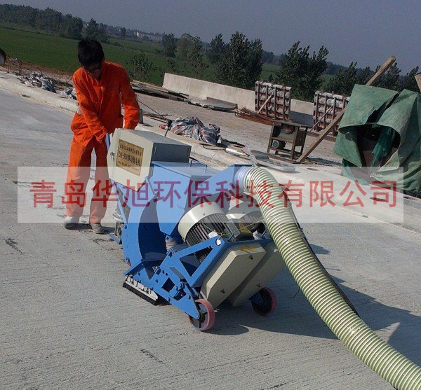 橋面打毛粗化施工現(xiàn)場