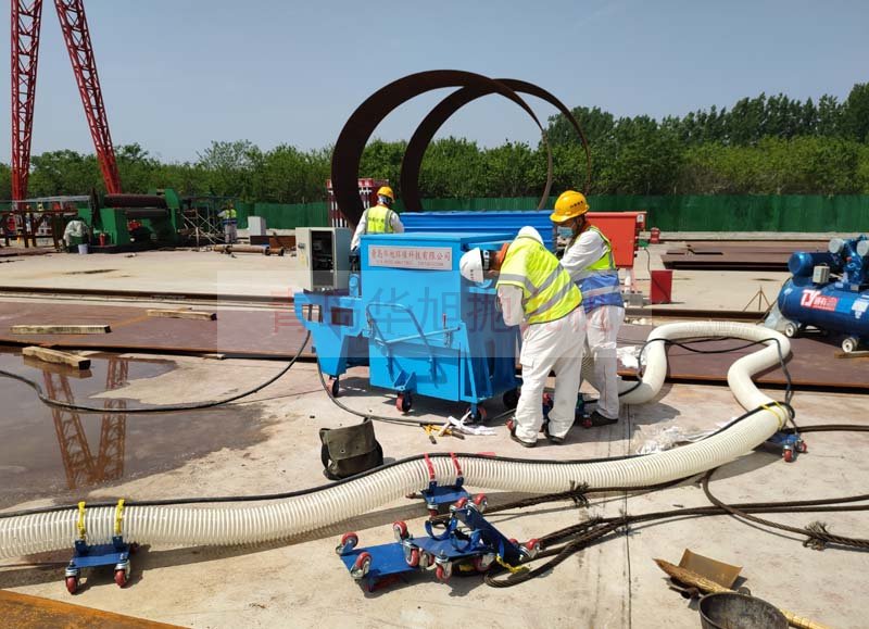 移動式拋丸機調(diào)試現(xiàn)場