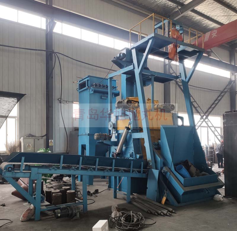 Q3220自動(dòng)上下料履帶式拋丸機(jī)調(diào)試完畢