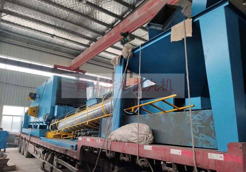 Q6912輥道通過式拋丸機(jī)裝車完畢